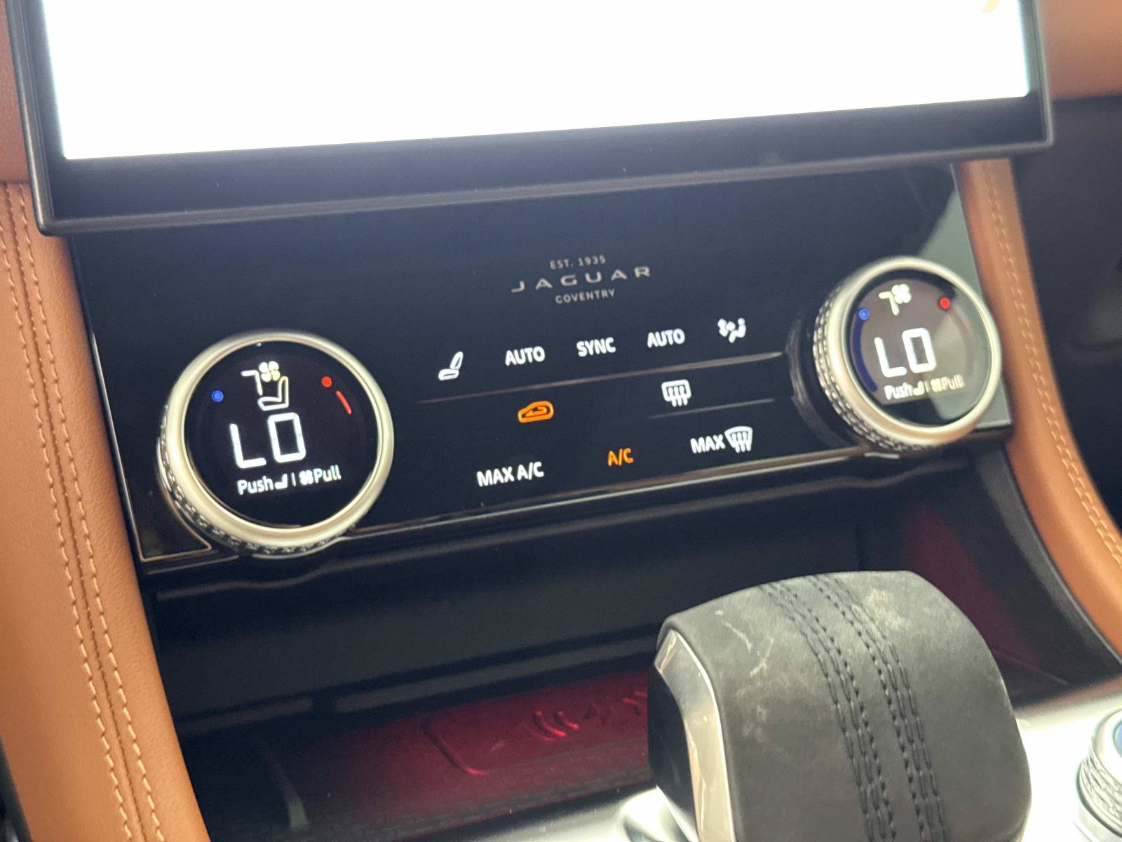 Certified 2026 Jaguar F-PACE R-Dynamic S AWD/4WD image 25