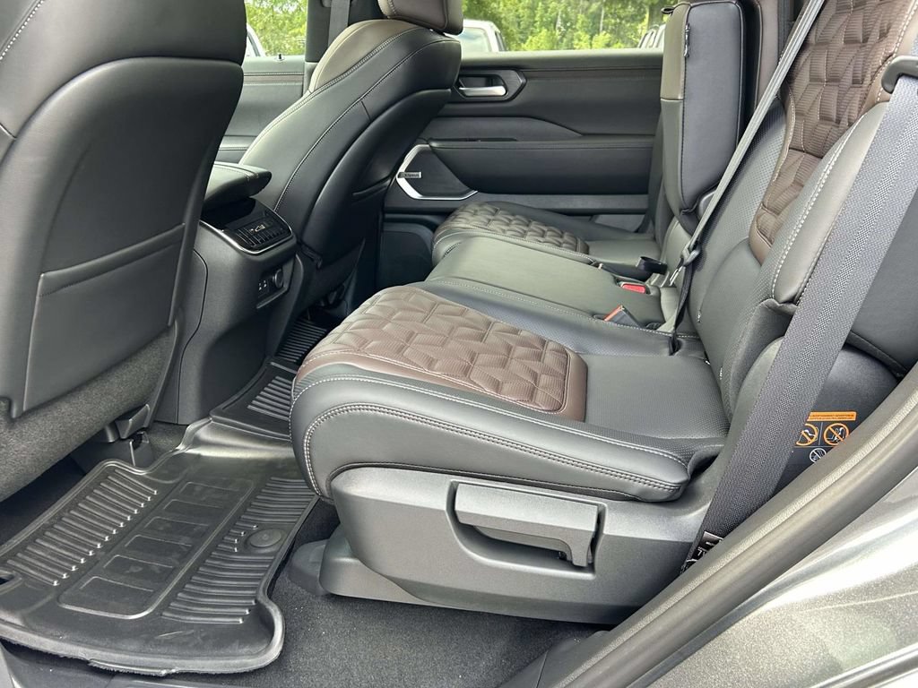 New 2026 Nissan Armada Platinum AWD/4WD image 12