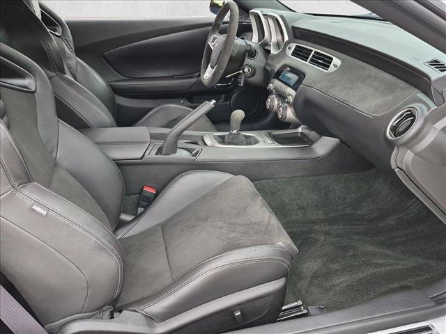 Used 2015 Chevrolet Camaro Z/28 RWD image 18