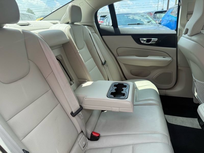 Used 2023 Volvo S60 B5 Core AWD/4WD image 23