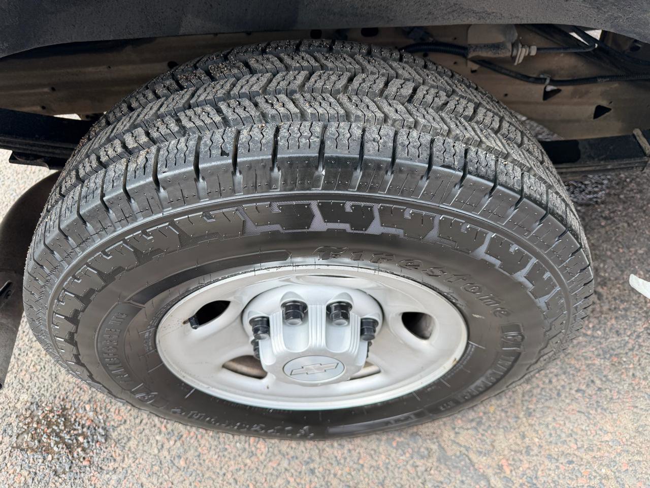 Used 2020 Chevrolet Express 2500 Extended w/ Communications Package image 31