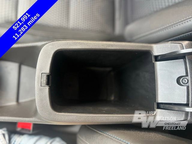 Used 2025 Chevrolet Trax LT image 19