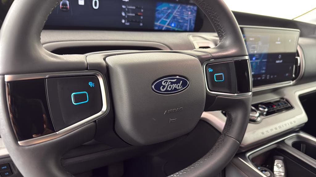Used 2025 Ford Expedition Max Active image 26