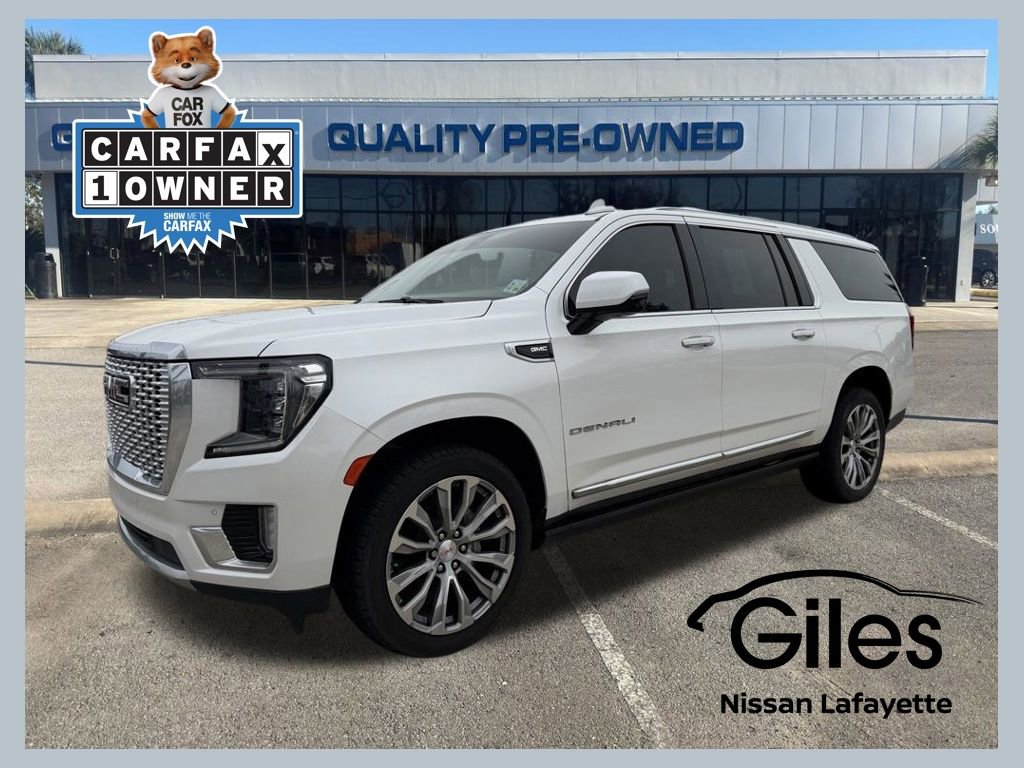 Used 2022 GMC Yukon XL Denali RWD image 1