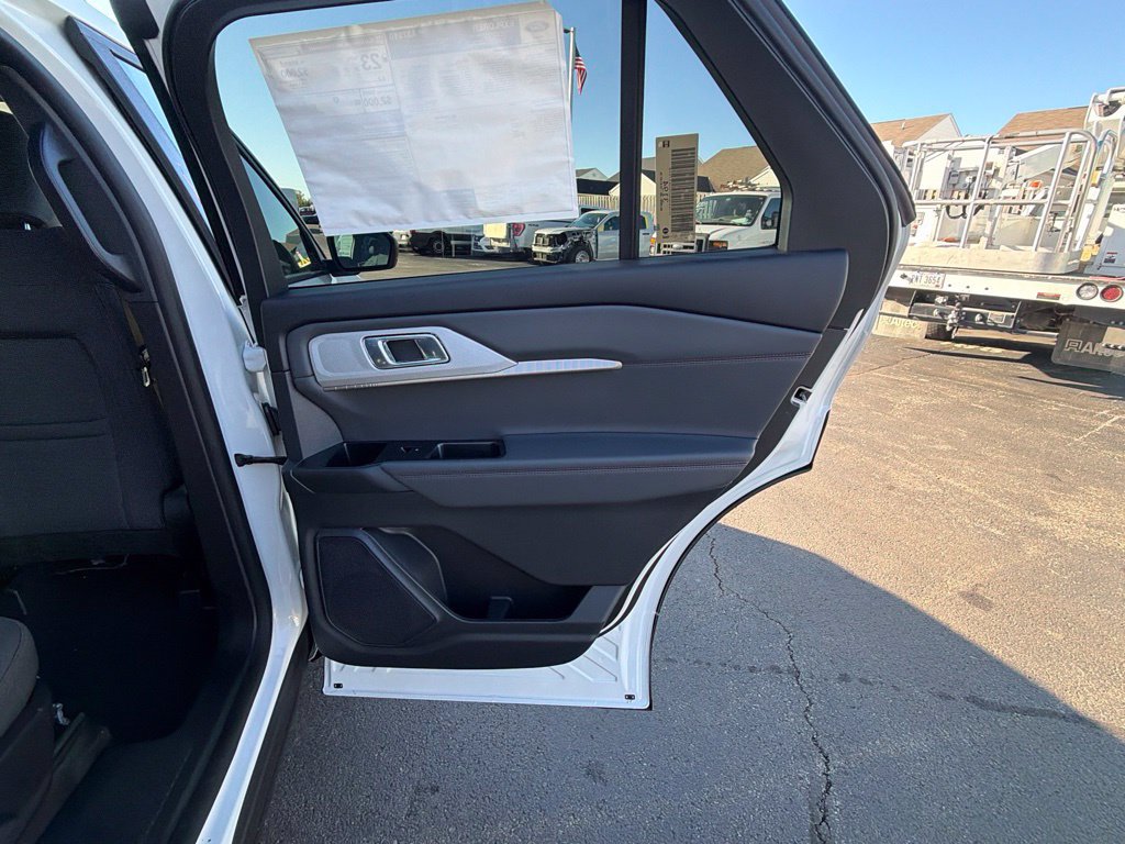 New 2027 Ford Explorer Active AWD/4WD image 48