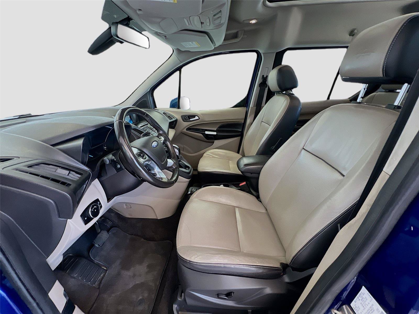 Used 2016 Ford Transit Connect Titanium FWD image 5