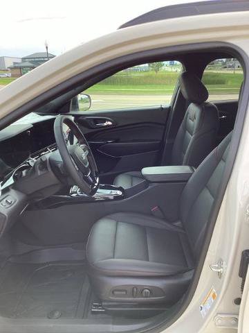 New 2026 Chevrolet Trax RS w/ Driver Confidence Package FWD image 9