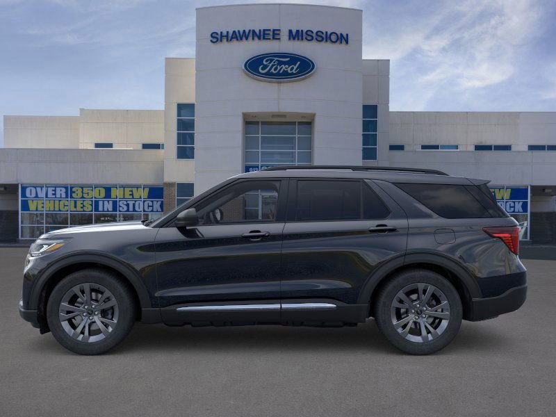 New 2025 Ford Explorer Active w/ Active Comfort Package image 3