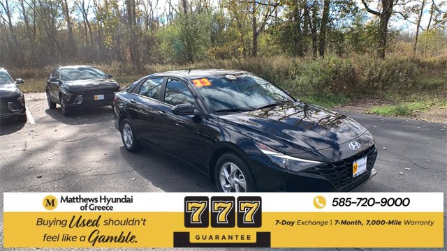 Used 2023 Hyundai Elantra SE image 7