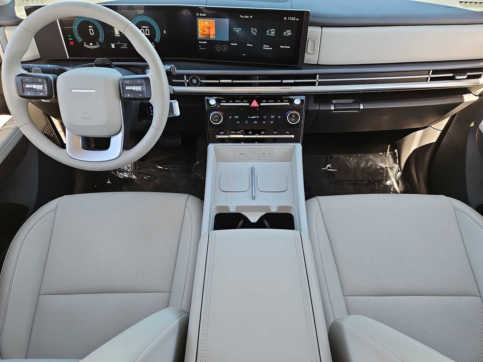 Certified 2025 Hyundai Santa Fe SEL image 15