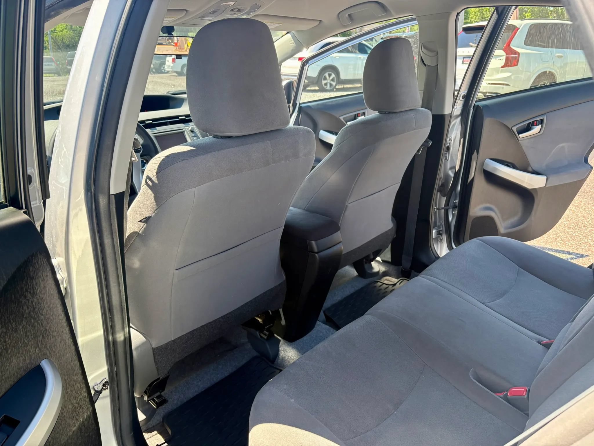 Used 2015 Toyota Prius Two FWD image 17