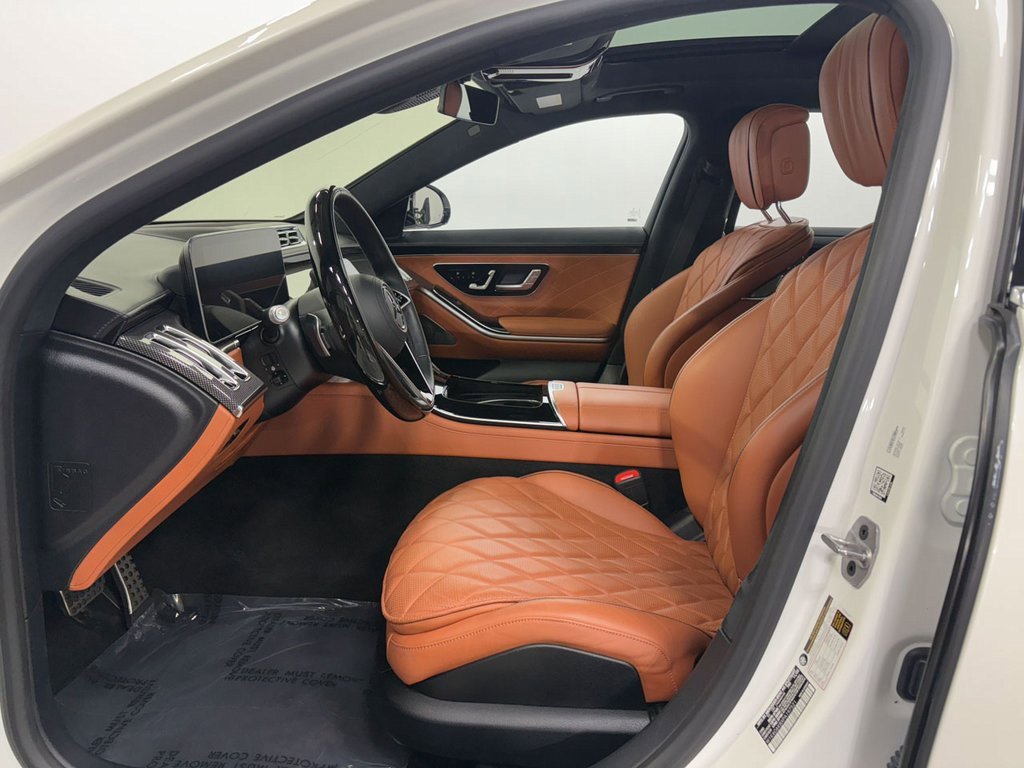 Used 2023 Mercedes-Benz S 580e 4MATIC Sedan w/ AMG Line image 8