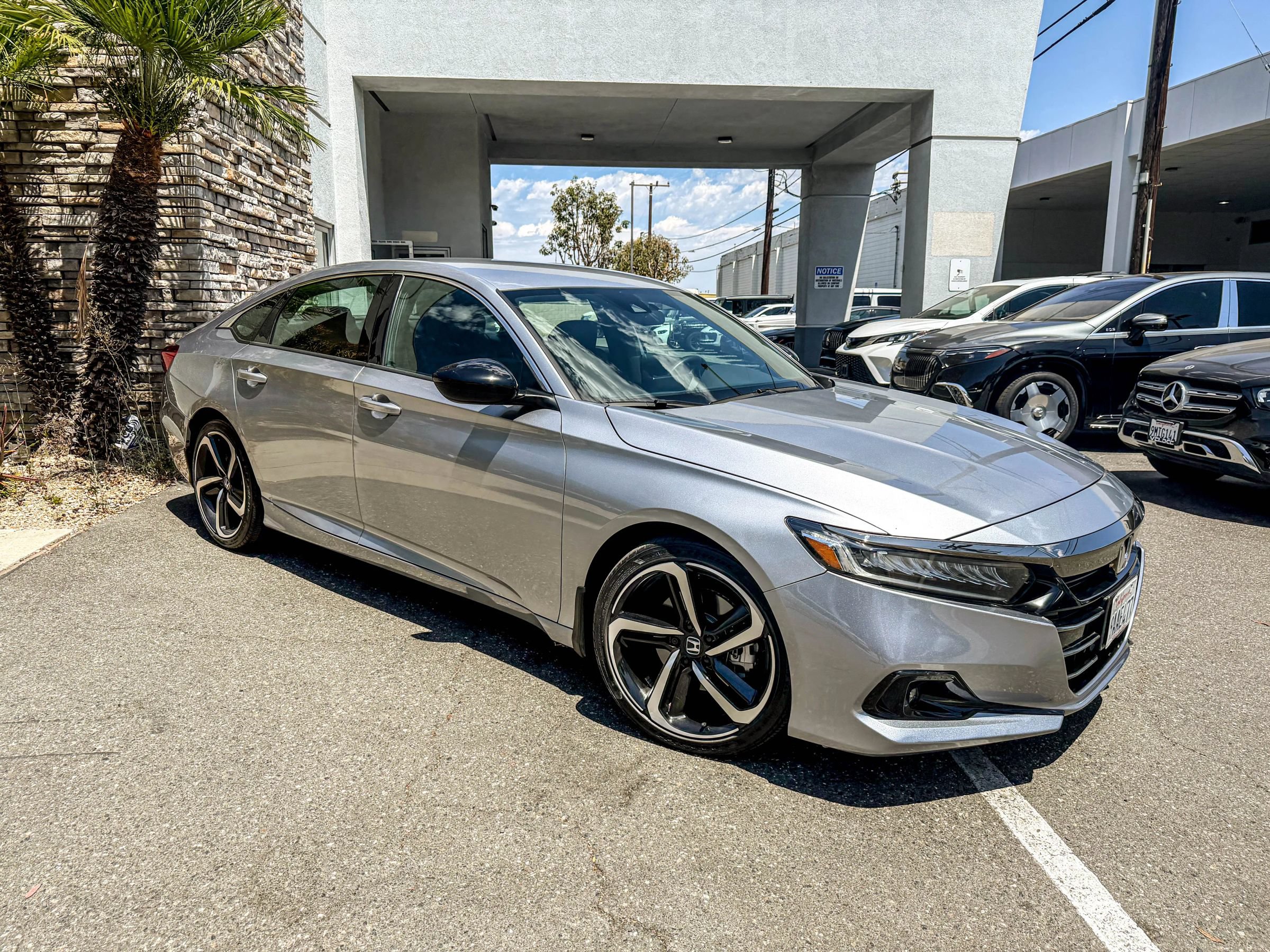Used 2022 Honda Accord Sport image 1