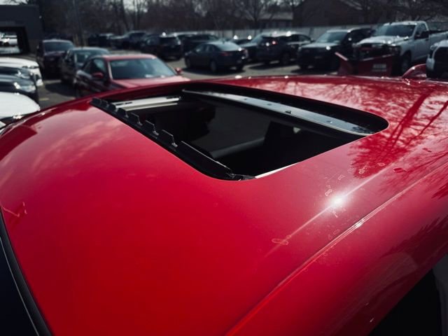 Used 2023 Honda HR-V EX-L image 10