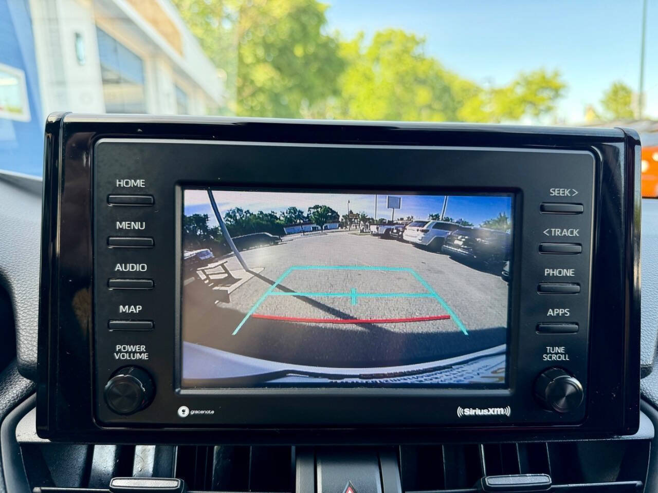 Used 2022 Toyota RAV4 LE AWD/4WD image 35