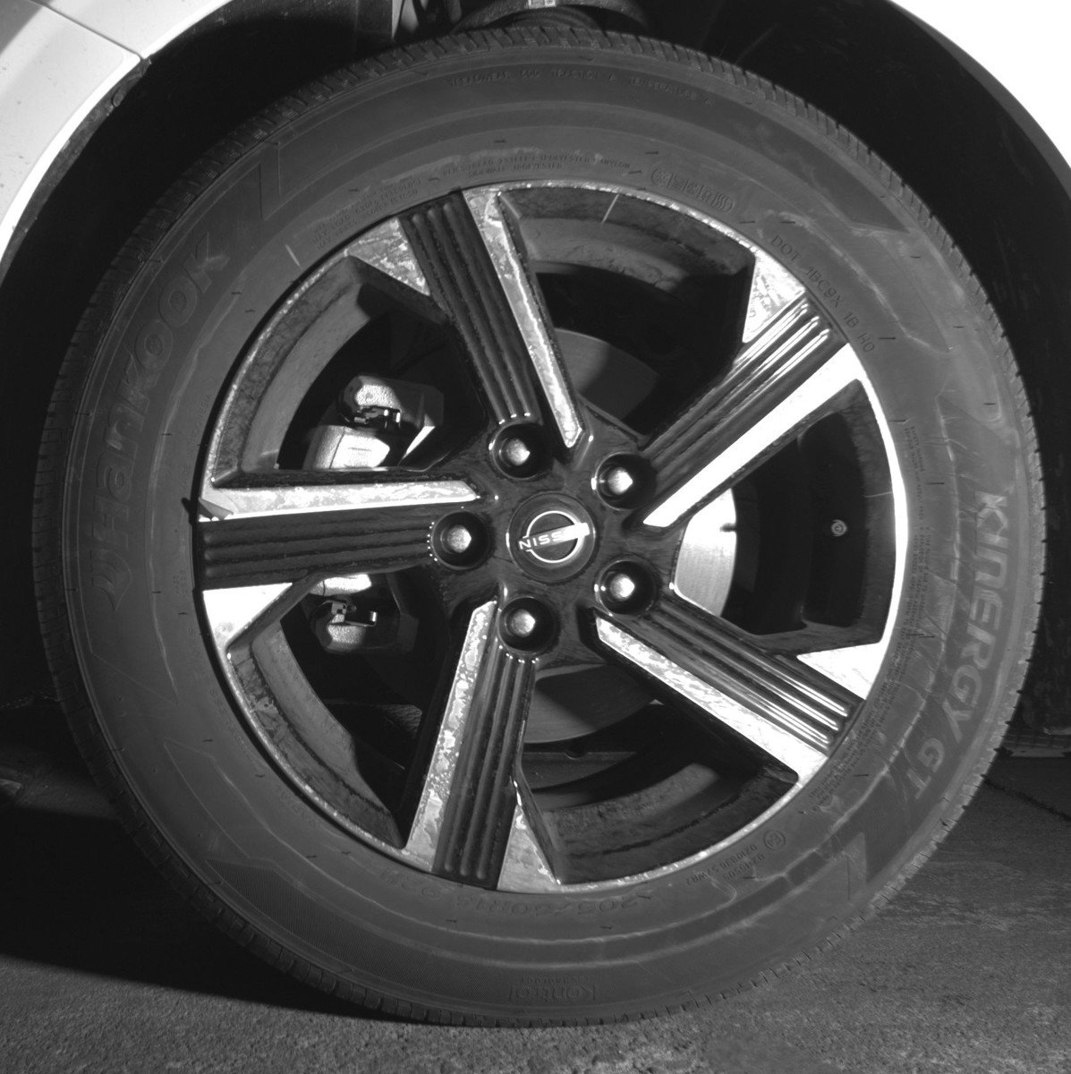 Used 2025 Nissan Sentra SV image 12