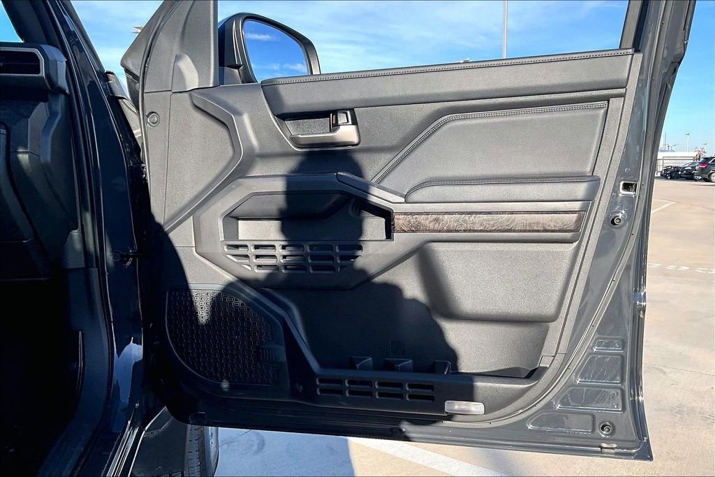 Used 2024 Toyota Tacoma Limited image 23