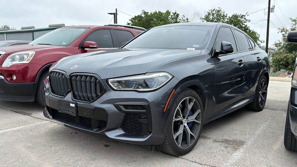 Used 2022 BMW X6 M50i AWD/4WD image 12