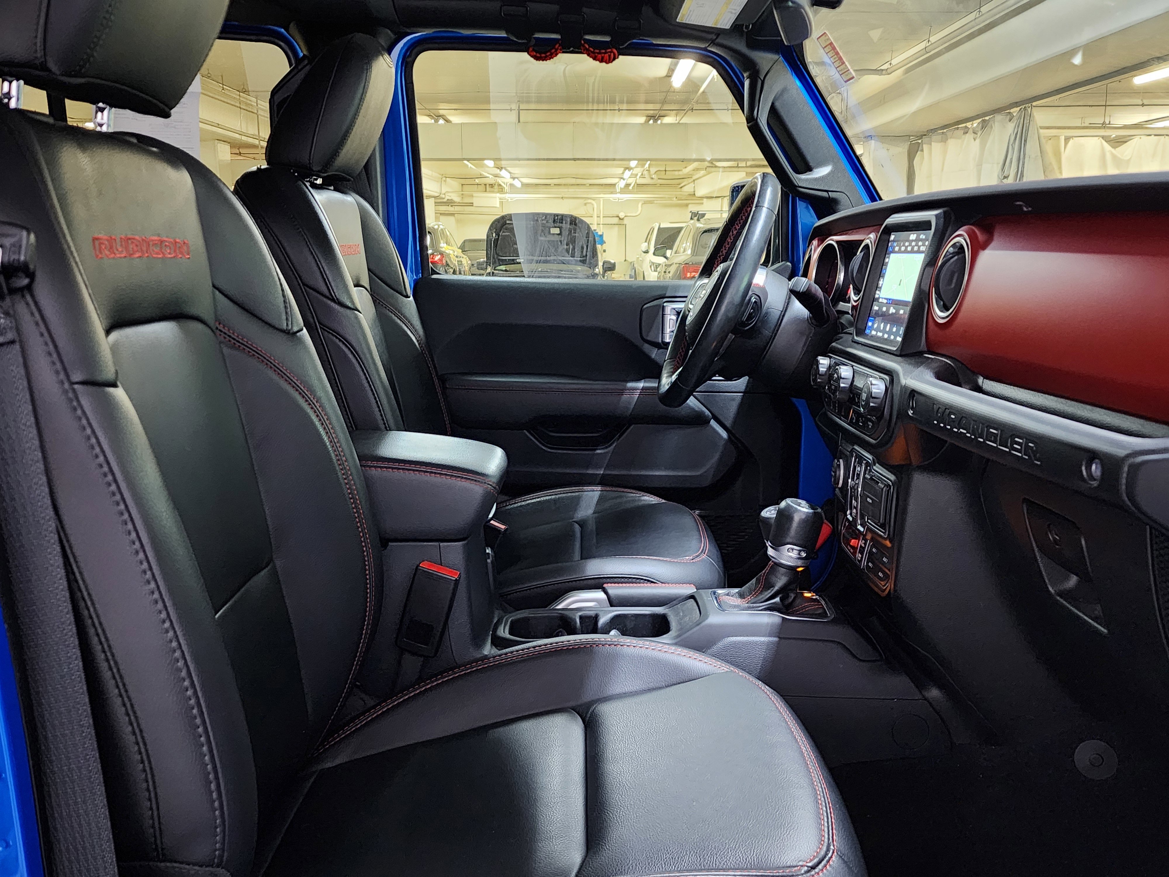 Used 2021 Jeep Wrangler Unlimited Rubicon w/ Xtreme Recon 35" Tire Package image 23