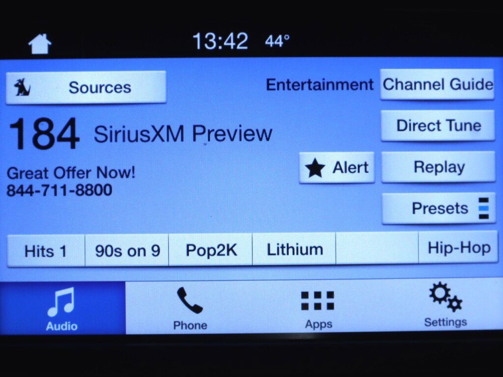 Used 2016 Ford F150 XLT w/ Equipment Group 302A Luxury image 21