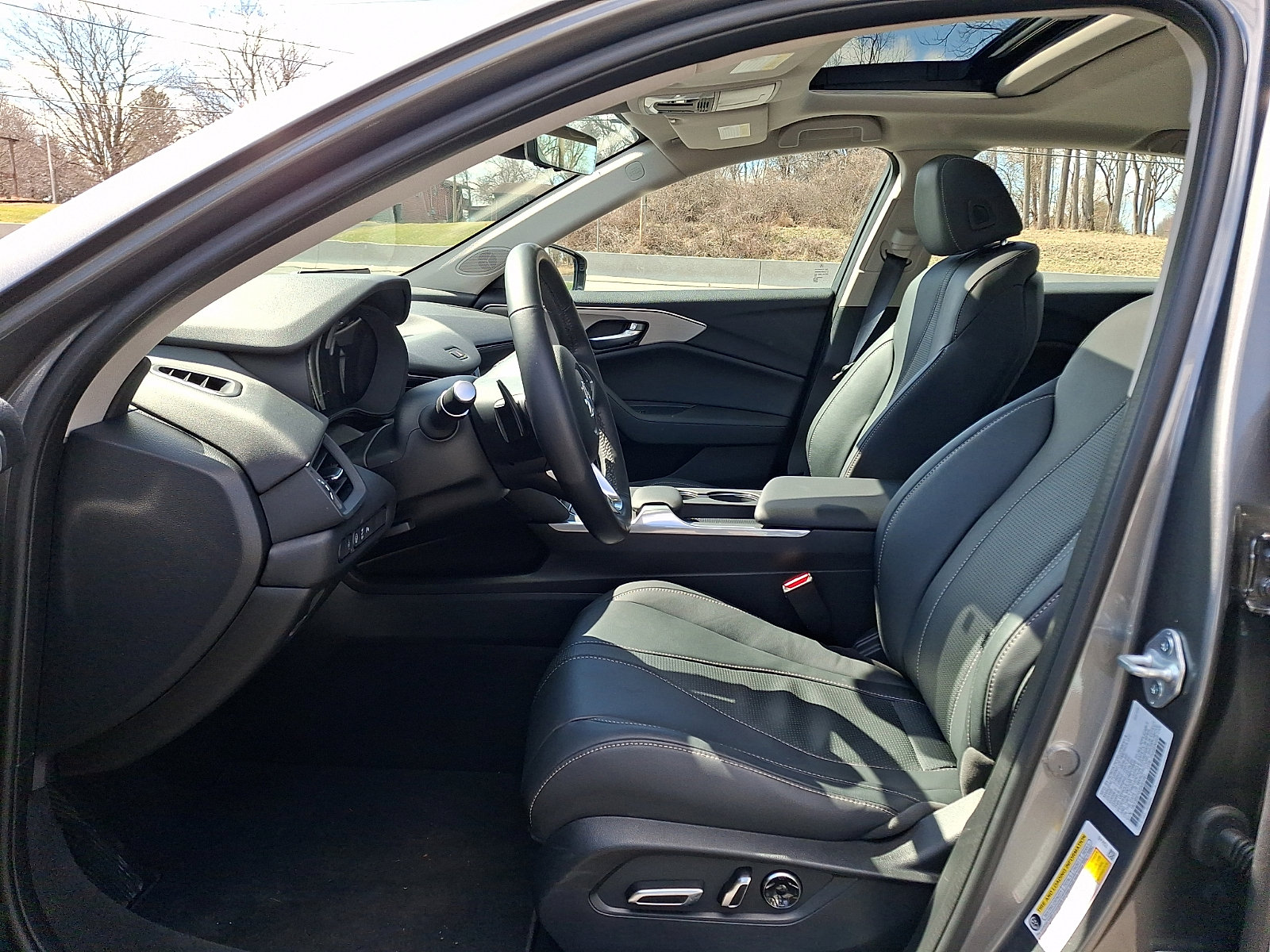 Certified 2025 Acura TLX w/ Technology Package image 13