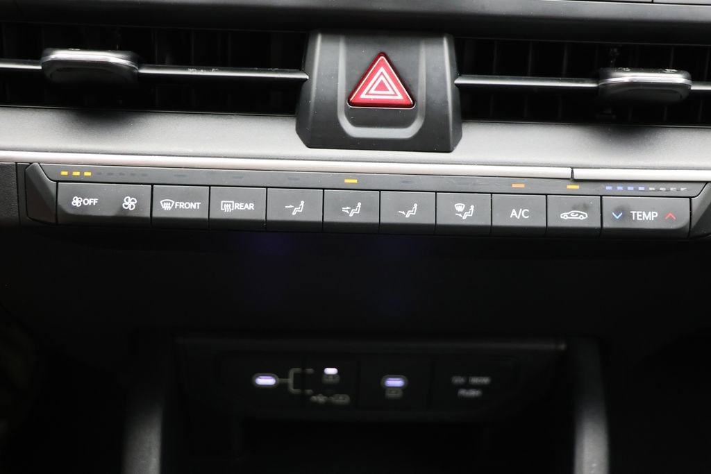 Used 2025 Kia K4 FWD image 22