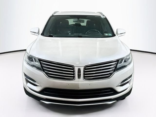Used 2018 Lincoln MKC Select w/ Select Plus Package AWD/4WD image 2