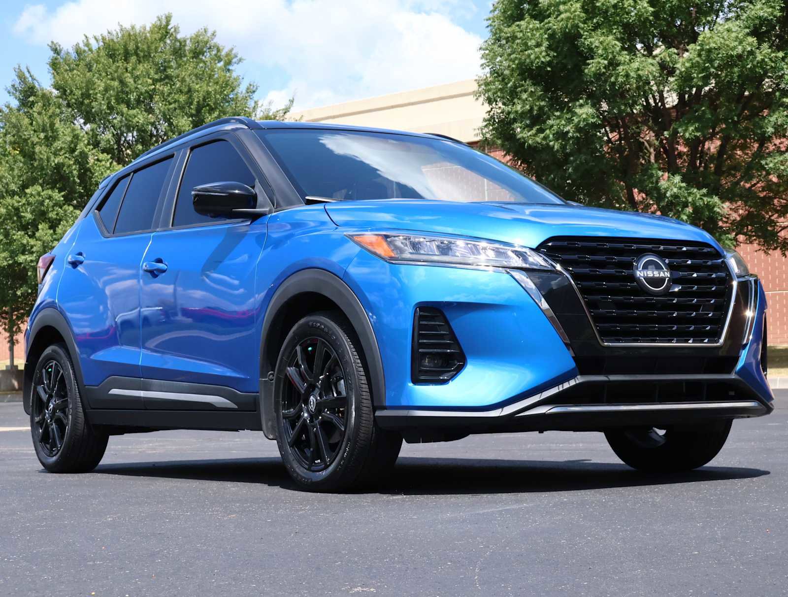 Used 2023 Nissan Kicks SR w/ SR Premium Package
