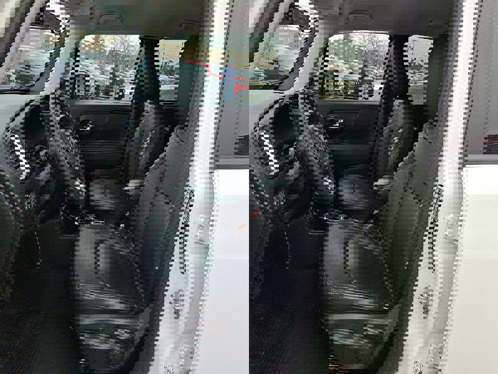 Used 2020 Jeep Renegade Latitude image 13