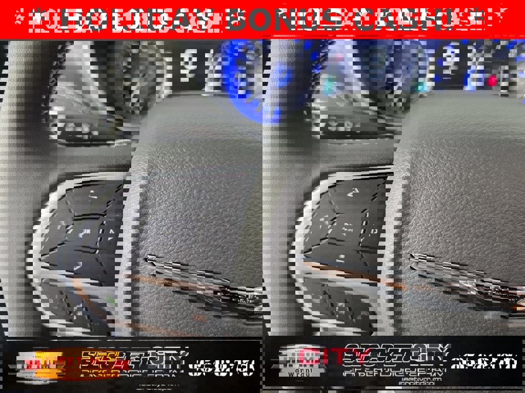 New 2025 Chrysler Pacifica Select w/ Fav Edition Package image 16