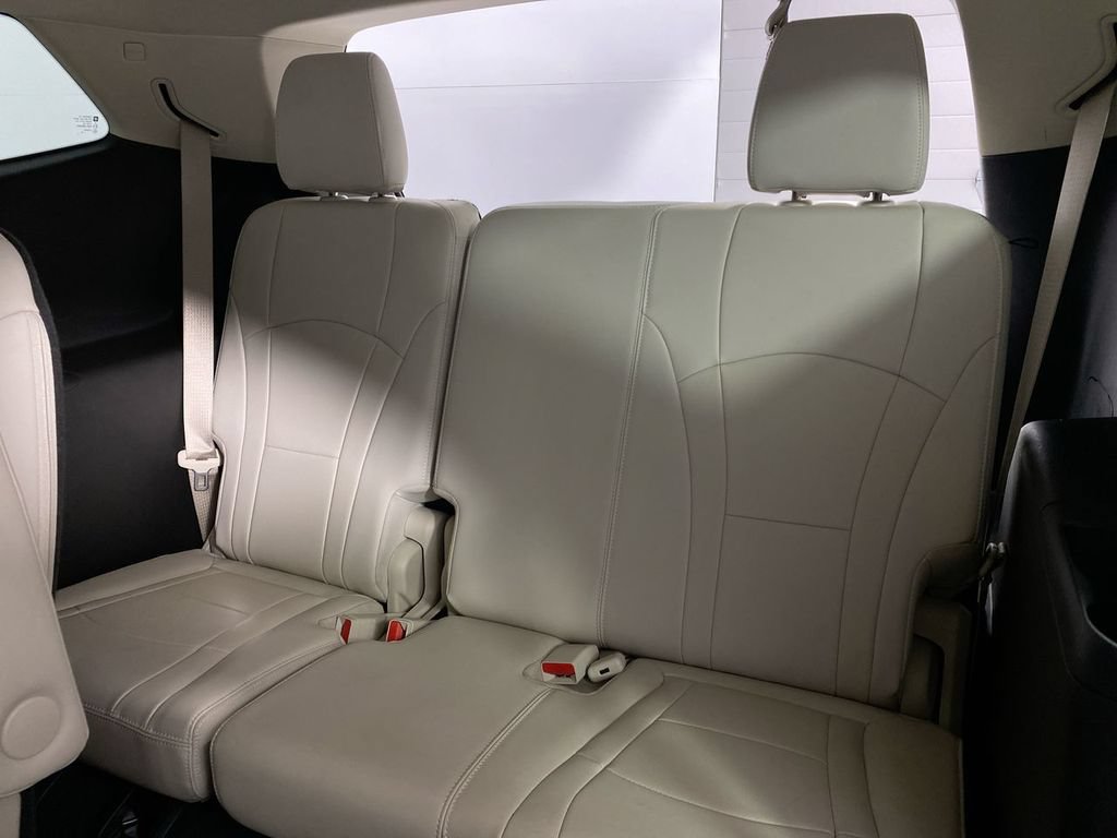 Certified 2024 Buick Enclave Essence w/ Trailering Package, 5000 lbs. FWD image 22