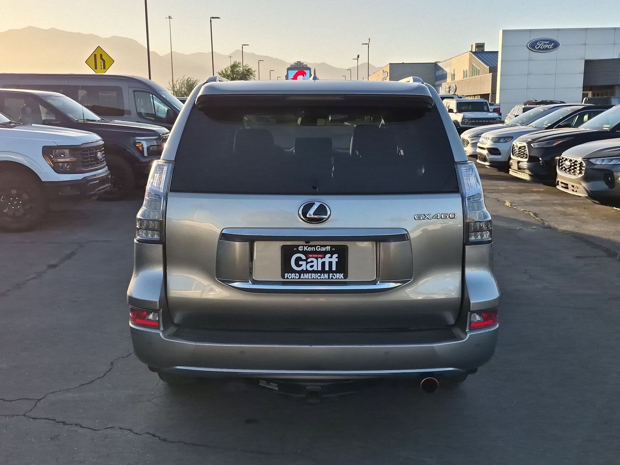 Used 2021 Lexus GX 460 Premium w/ Premium Package AWD/4WD image 7
