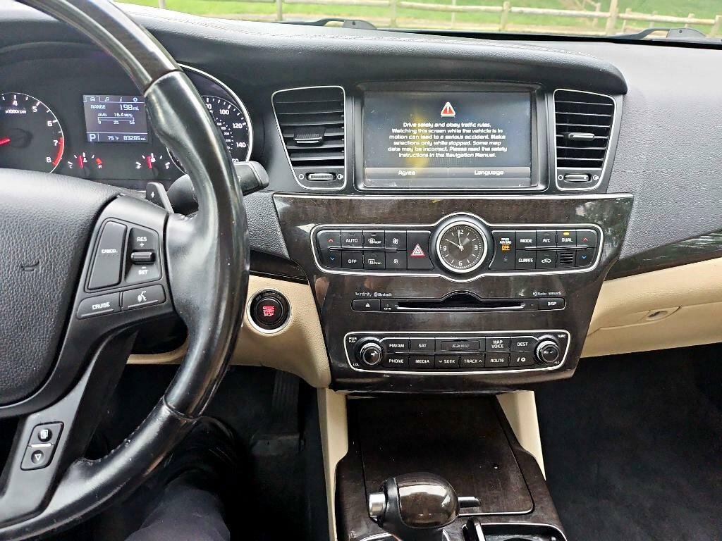 Used 2014 Kia Cadenza Premium image 15