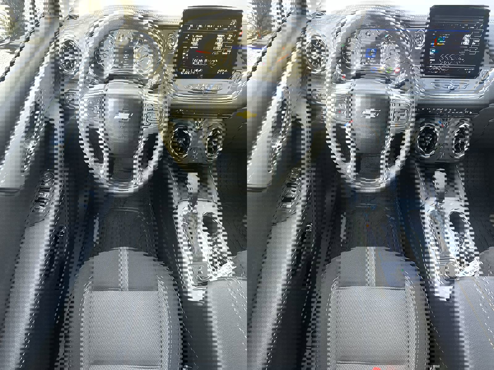 Used 2023 Chevrolet Blazer LT w/ Convenience Package image 17