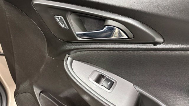 Used 2023 Chevrolet Malibu LT FWD image 22