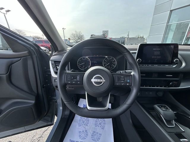 Certified 2023 Nissan Rogue SV w/ SV Premium Package image 18