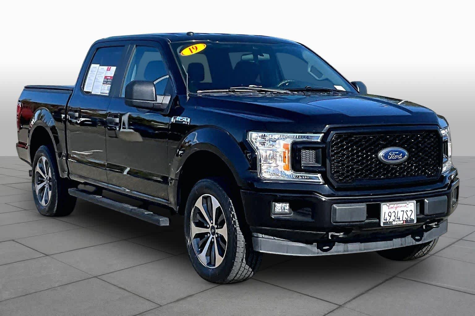 Used 2019 Ford F150 XL w/ Equipment Group 101A Mid AWD/4WD image 2