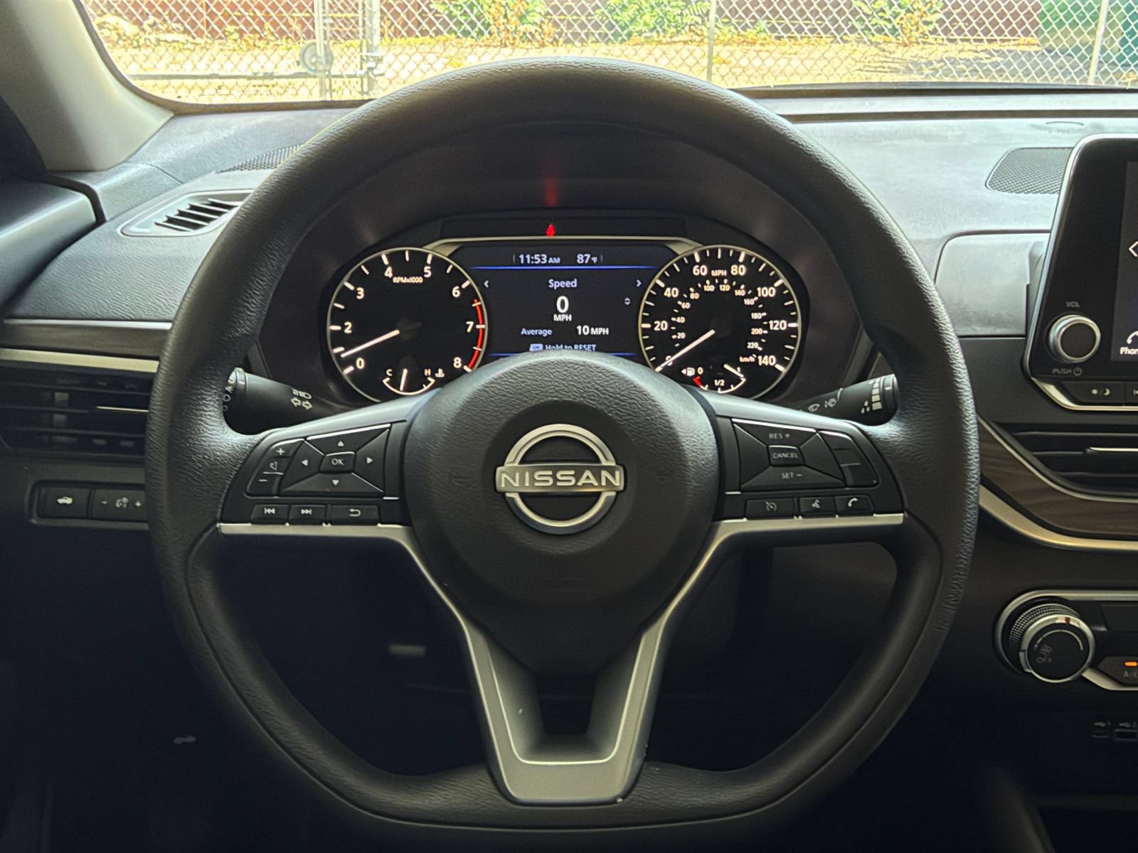 Used 2025 Nissan Altima 2.5 SV FWD image 23