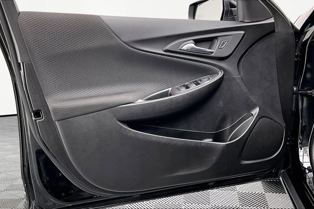 Used 2022 Chevrolet Malibu LT image 23