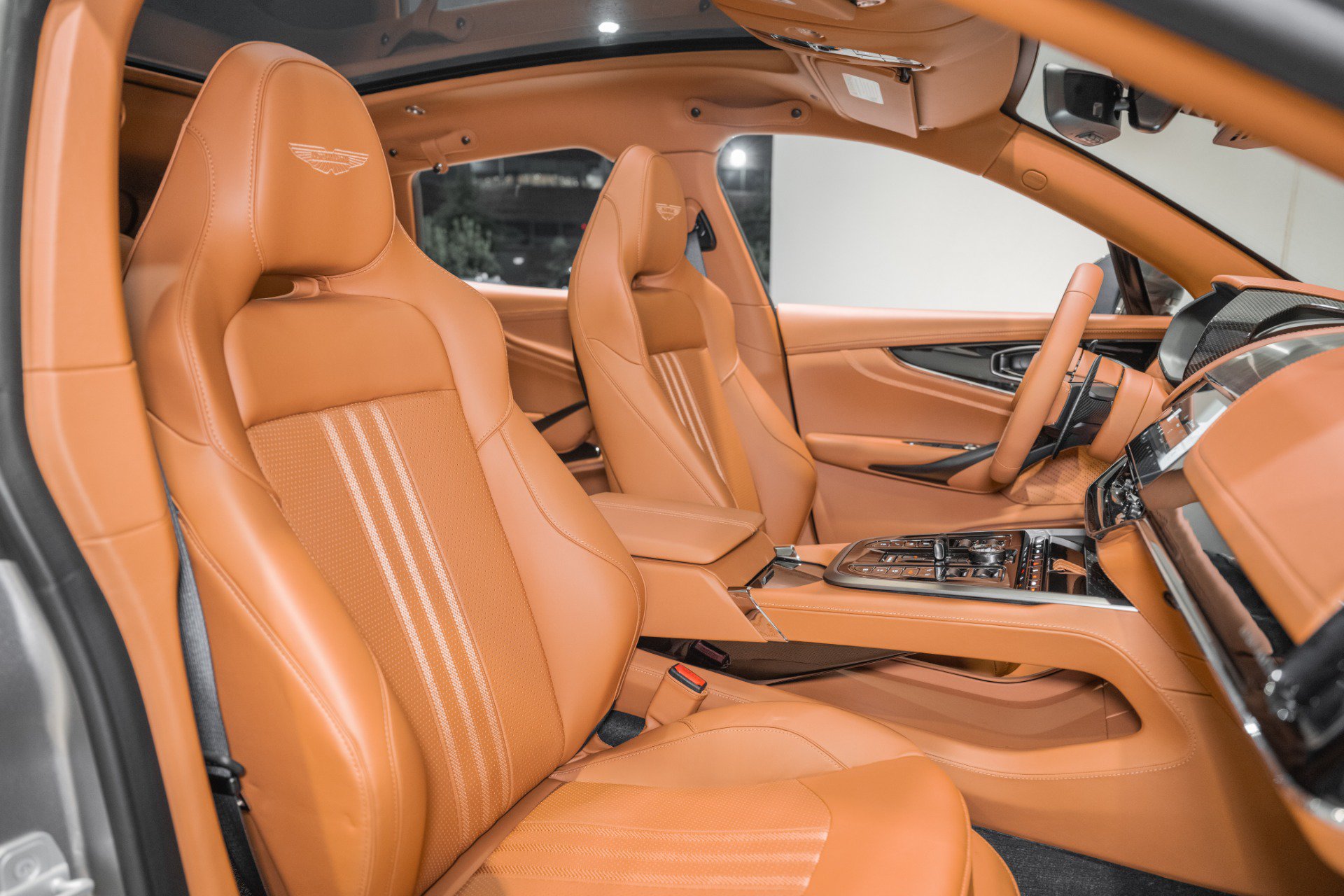 New 2026 Aston Martin DBX 707 AWD/4WD image 22