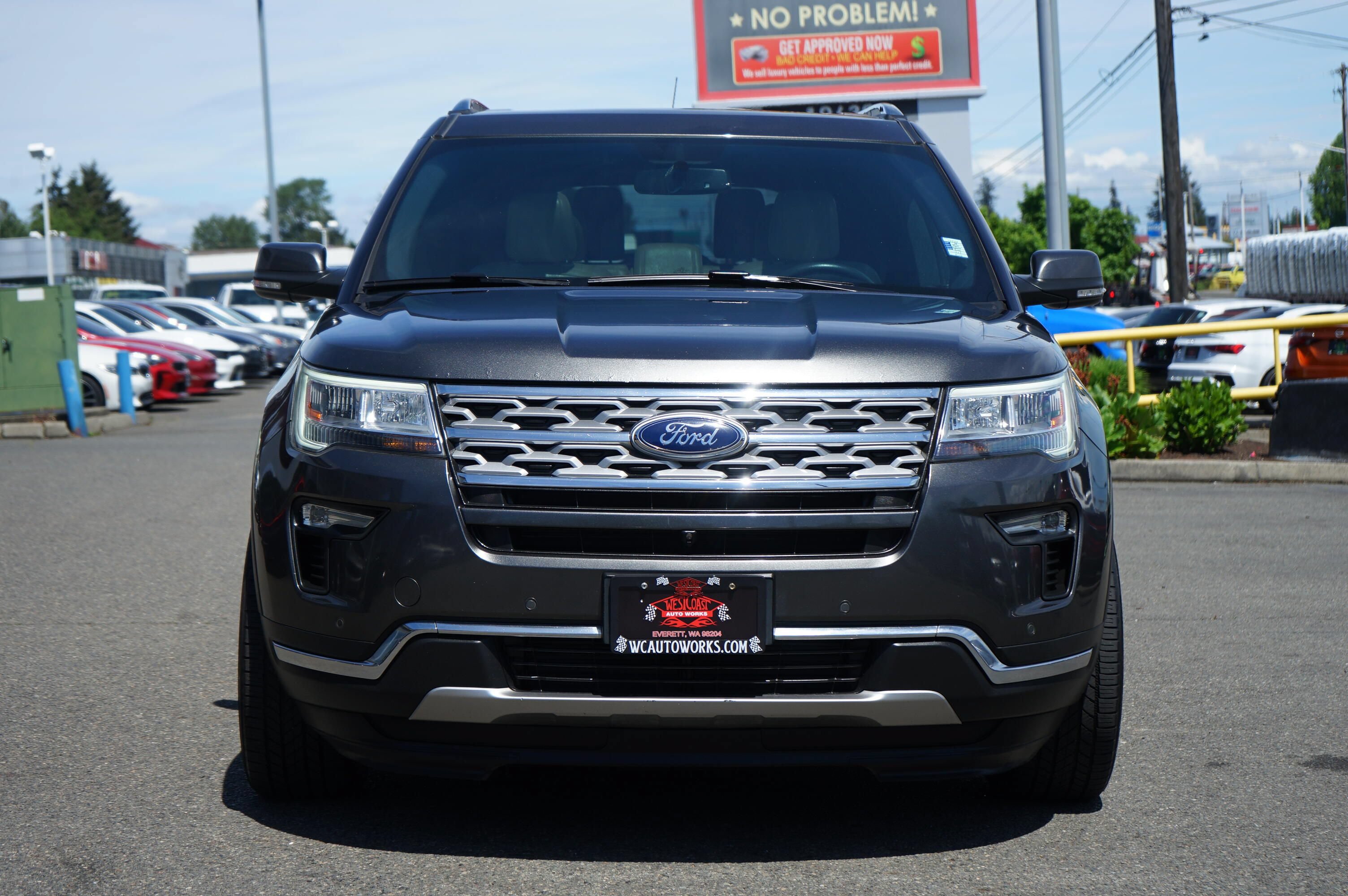 Used 2018 Ford Explorer Limited AWD/4WD image 6