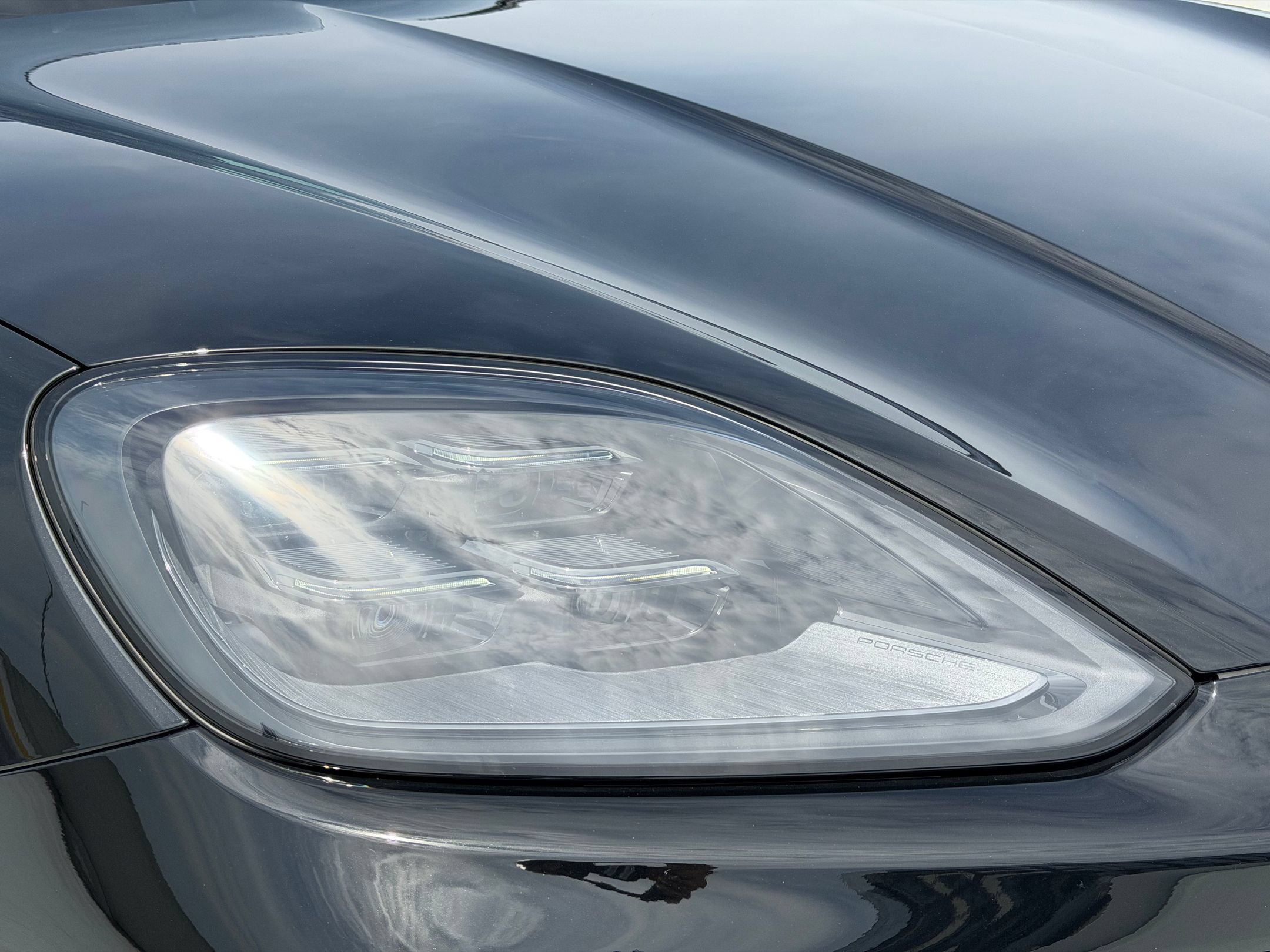 Certified 2026 Porsche Cayenne AWD/4WD image 12