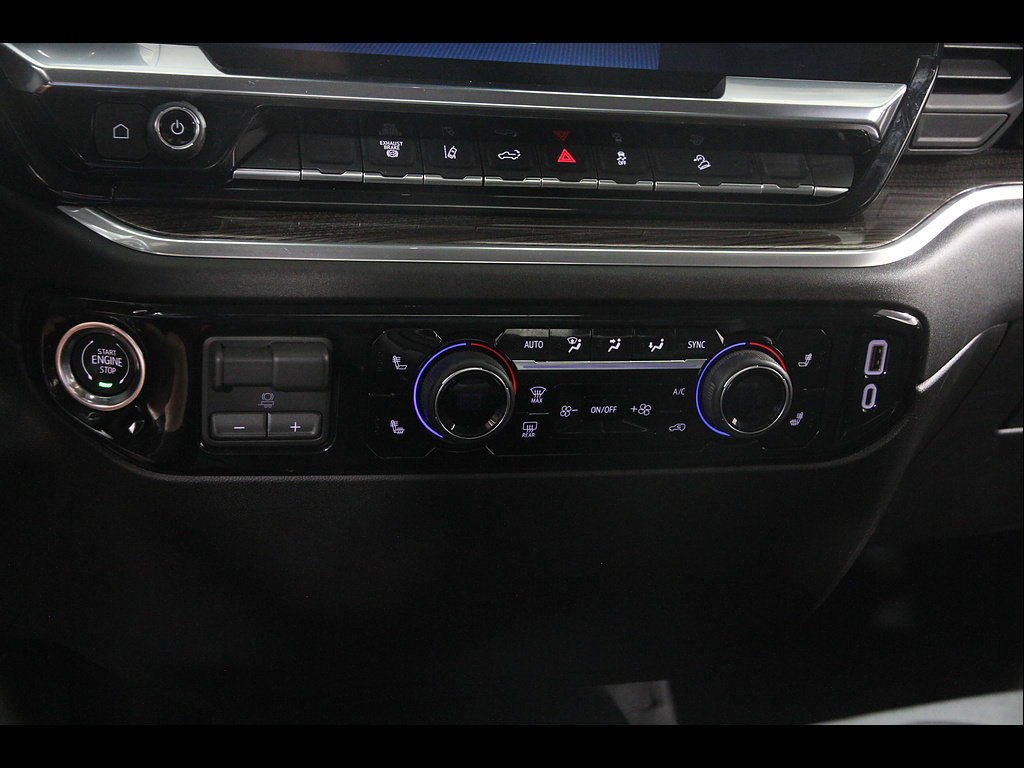 Used 2026 Chevrolet Silverado 2500 LT AWD/4WD image 16