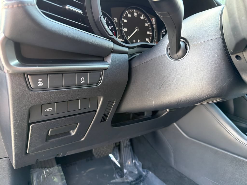 Used 2022 MAZDA MAZDA3 s FWD image 17