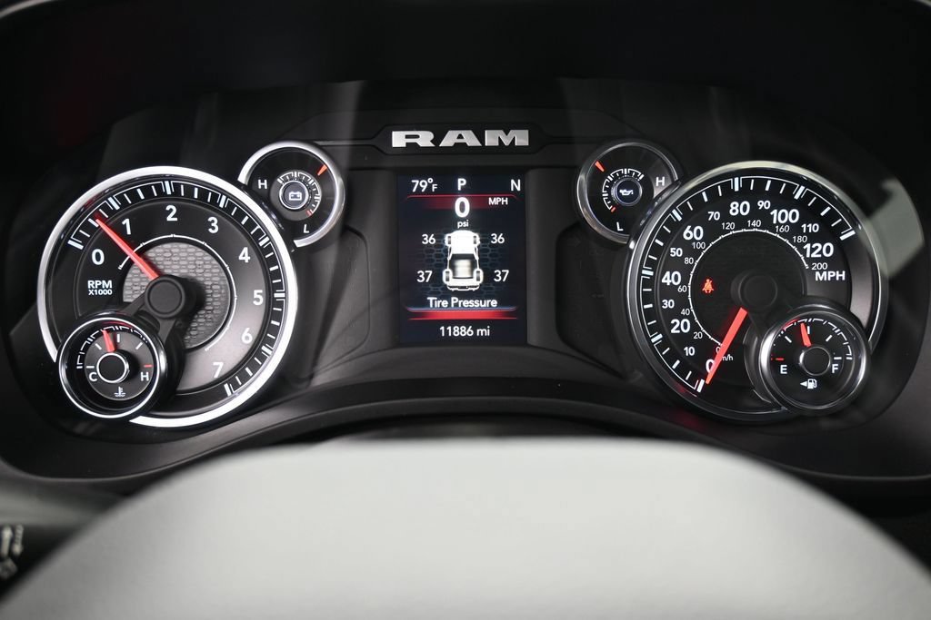 Used 2023 RAM 1500 Big Horn RWD image 28