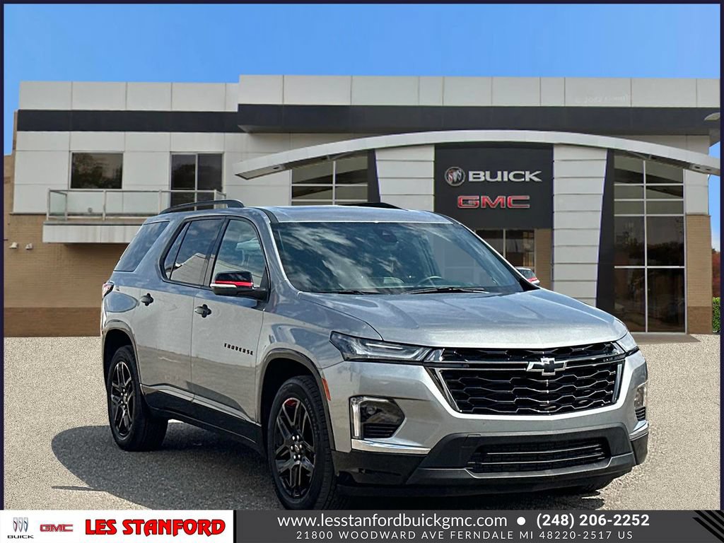 Certified 2023 Chevrolet Traverse Premier w/ Redline Edition FWD image 8