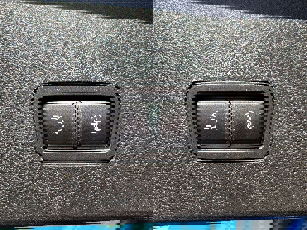 Used 2024 Dodge Hornet R/T Plus image 23