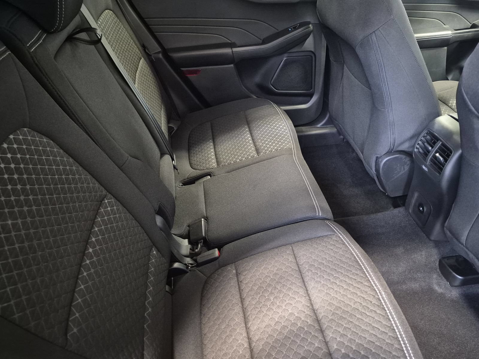 Used 2023 Ford Escape Active AWD/4WD image 18