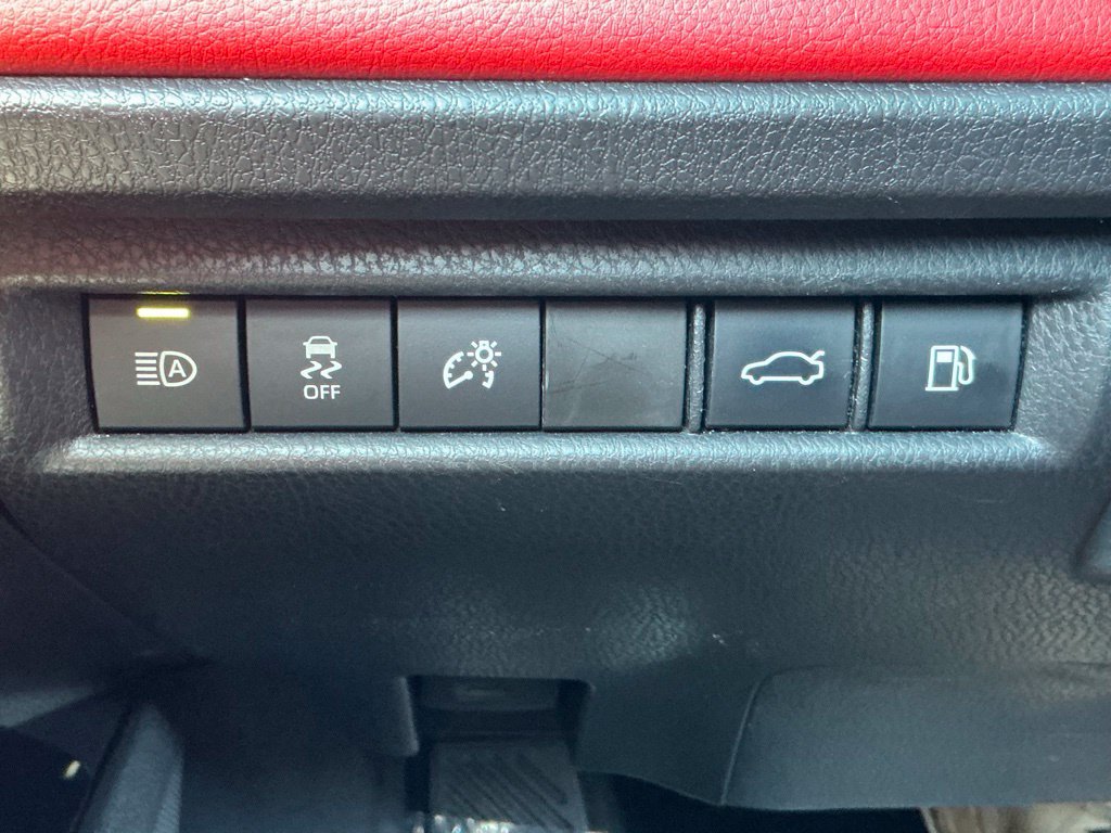 Used 2026 Toyota Camry XSE FWD image 32