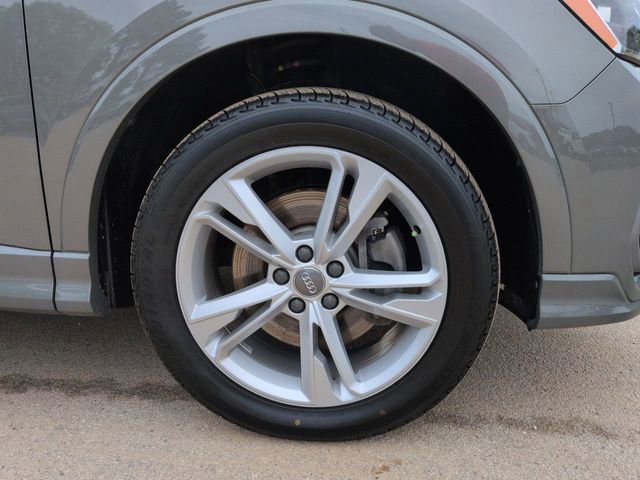 Used 2020 Audi Q3 2.0T Premium w/ Convenience Package image 12